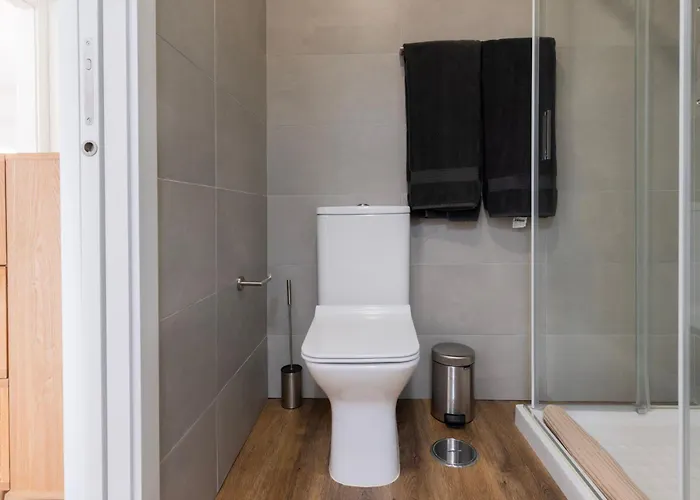 شقة 2bdr Charming In Graca By Lovelystay Lisboa