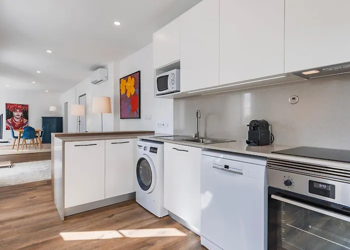 2bdr Charming In Graca By Lovelystay Lisboa