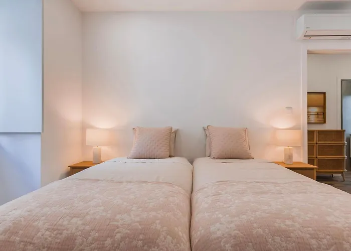 2bdr Charming In Graca By Lovelystay *