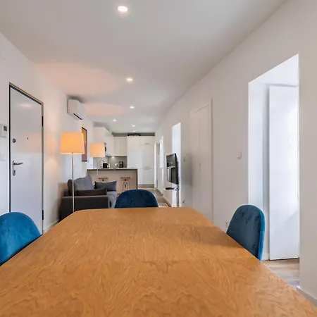 Apartamento 2bdr Charming In Graça By Lovelystay Lisboa