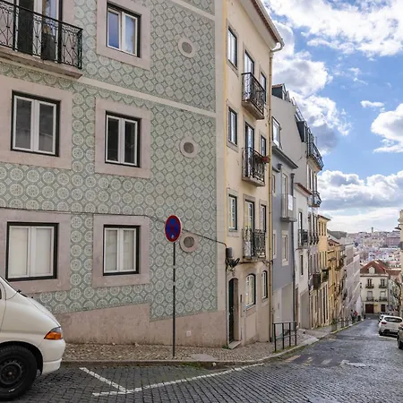 2bdr Charming In Graca By Lovelystay * Lisbona